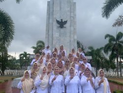 Peringati Hari Pahlawan, Pira Lampung Lakukan Tabur Bunga Hingga Doa Bersama
