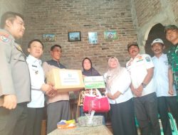 Bentuk Kepedulian, PJ Bupati Marindo Berikan Santunan Korban Tenggelam