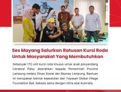 Ses Mayang Salurkan Ratusan Kursi Roda Untuk Masyarakat Yang Membutuhkan